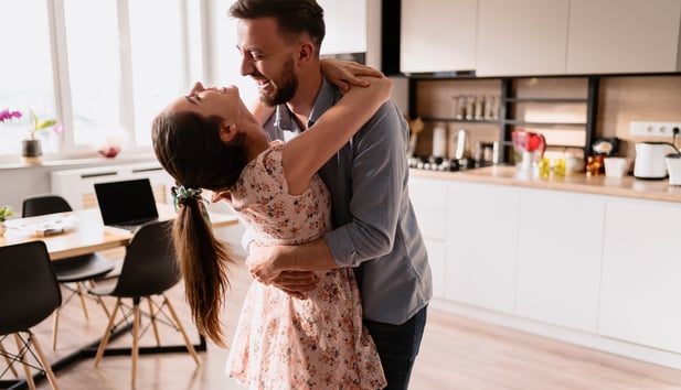 man-woman-dancing-modern-interior-1